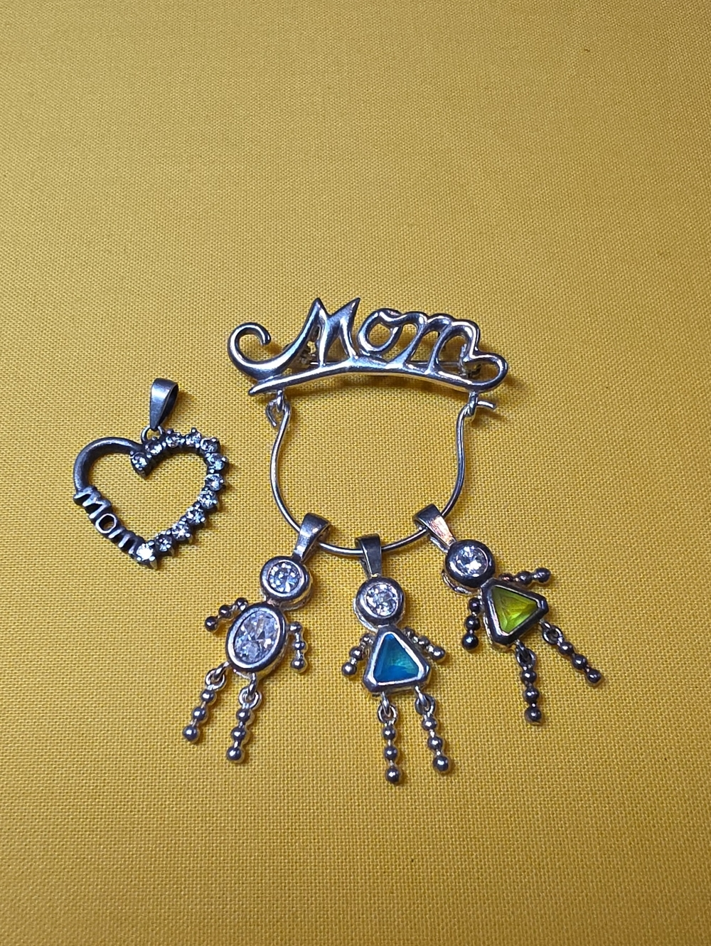Vintage 925 MOM Family Charm Pin and 925 CZ Heart Pendant Set